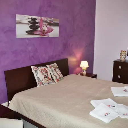 Baazar House Holiday home Noto