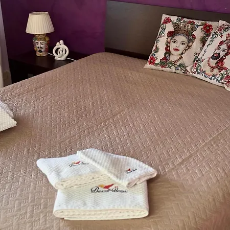 Baazar House Holiday home Noto
